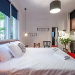 Central Art-Inspired Flat With Private Garage