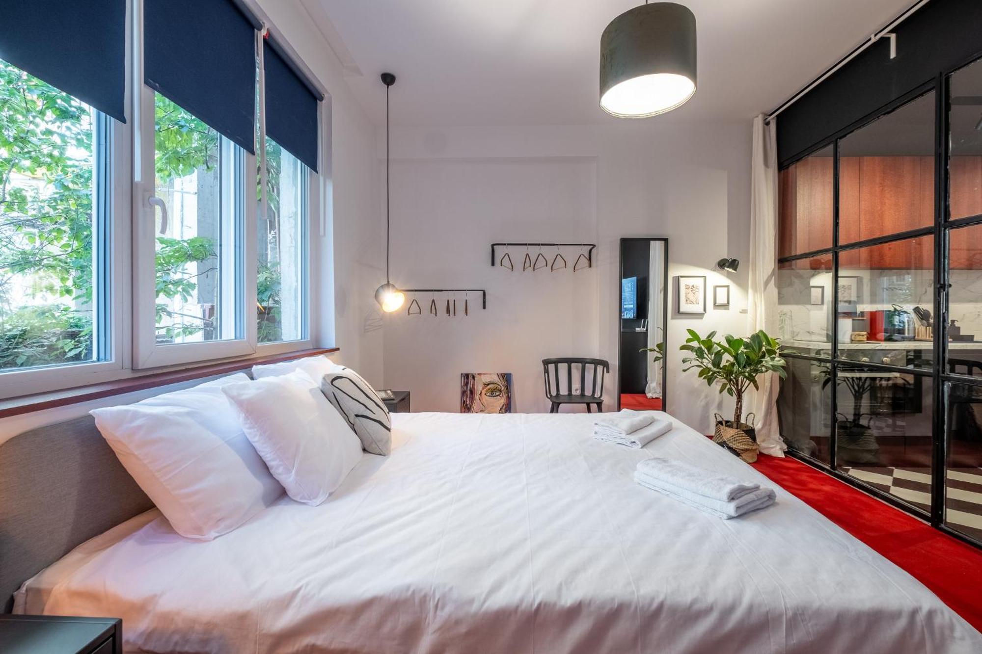 Art-inspired Flat With Private Garage * Sofia